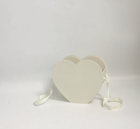 Heart-Shaped Cardboard Flower Basket with Ribbon Handle – Luxury Floral Gift Basket