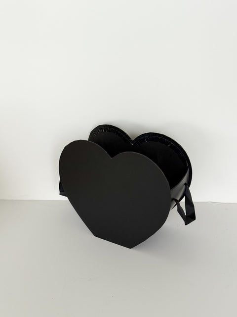 Heart-Shaped Cardboard Flower Basket with Ribbon Handle – Luxury Floral Gift Basket