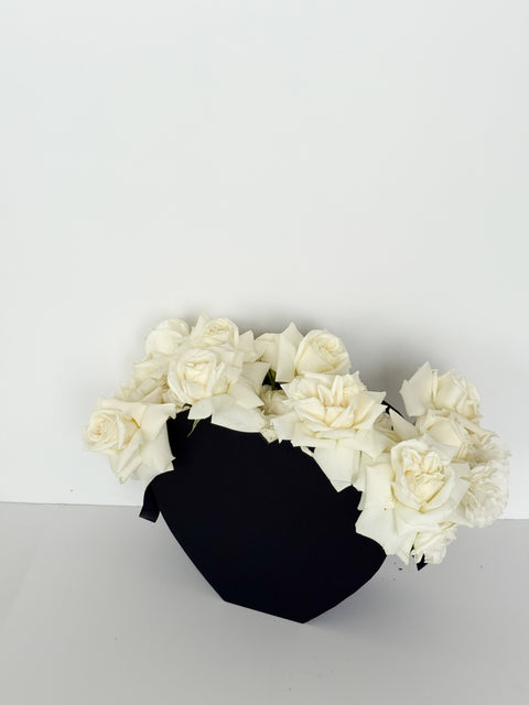 Heart-Shaped Cardboard Flower Basket with Ribbon Handle – Luxury Floral Gift Basket