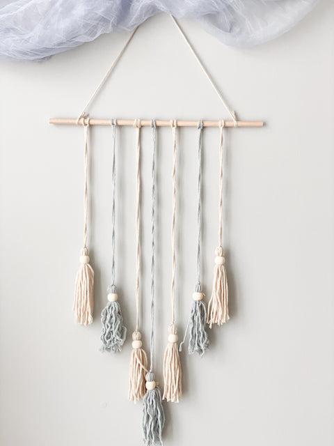 Bohemian Style Home Hangings (Made with Yarn)