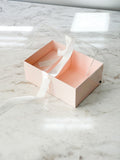 Luxury Acrylic Top Flower Box With Ribbon