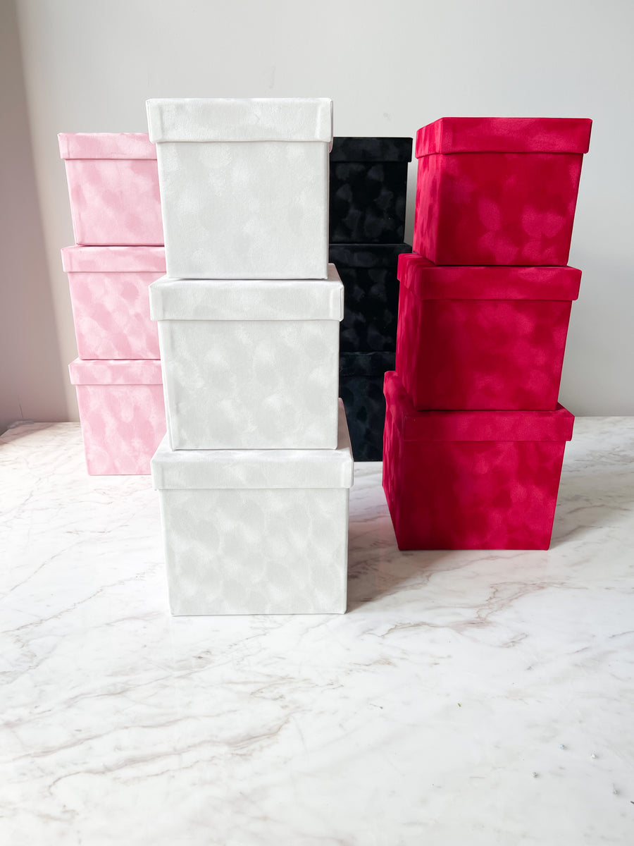 Luxury Velvet Square Flower Box with Lid– Fleur Wholesale