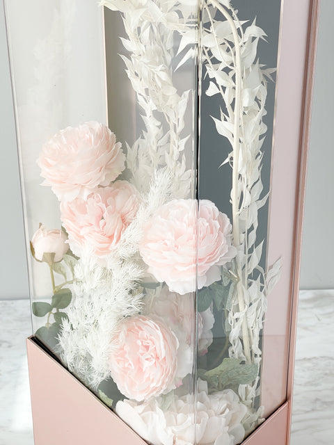 Luxury Acrylic Flower Box with Rectangle Base